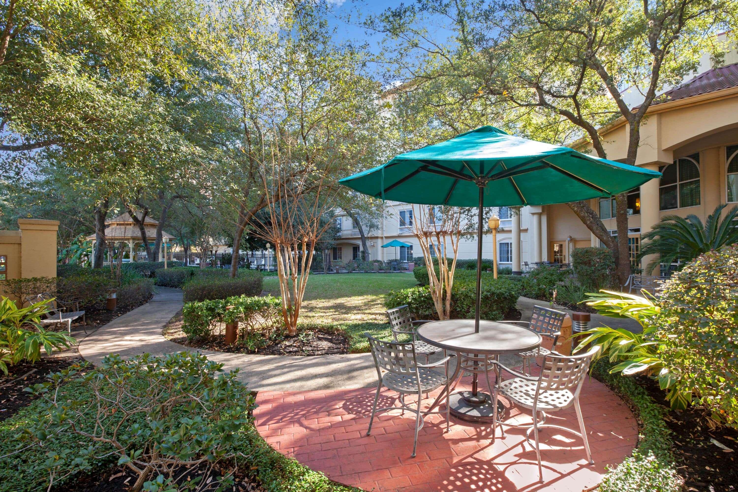 La Quinta By Wyndham Houston Galleria Area Hotel Exterior photo